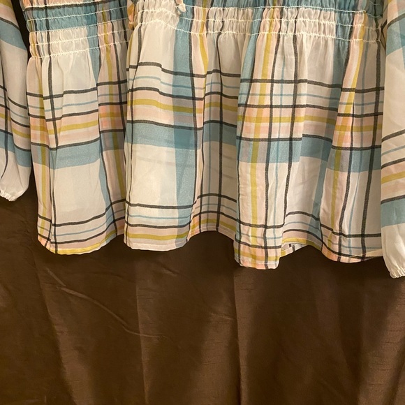Boho Sheer Plaid Plus Size Top - Picture 9 of 12